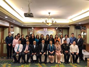 การสัมภาษณ์กลุ่ม (Focus Group Interview) หน่วยงานจัดอบรมหลักสูตรผู้ประกาศในกิจการกระจายเสียงและกิจการโทรทัศน์