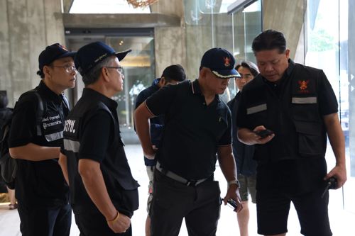 สำนักงาน กสทช. ปรับองศาเสาสัญญาณจากพื้นที่ใกล้เคียง และประสานค่ายมือถือนำรถโมบายล์ขยายสัญญาณ ช่วยเหลือประชาชนให้สามารถกลับมาติดต่อได้ ในพื้นที่น้ำท่วมหาดใหญ่ จ.สงขลา